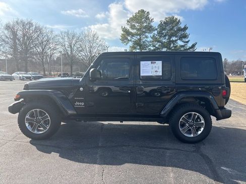 Used 2023 Jeep Wrangler Sahara image 15