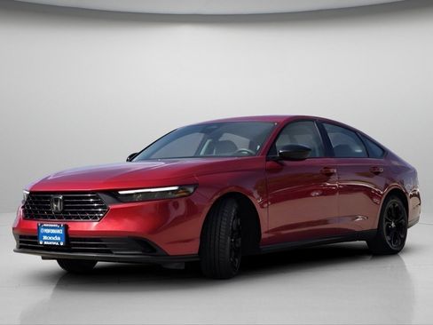 Used 2025 Honda Accord SE image 18
