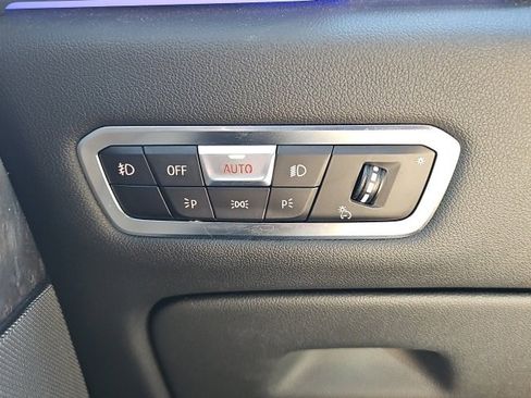 Used 2019 BMW X5 xDrive40i w/ Executive Package image 29