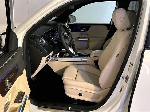 New 2026 Mercedes-Benz GLB 250 4MATIC image 13