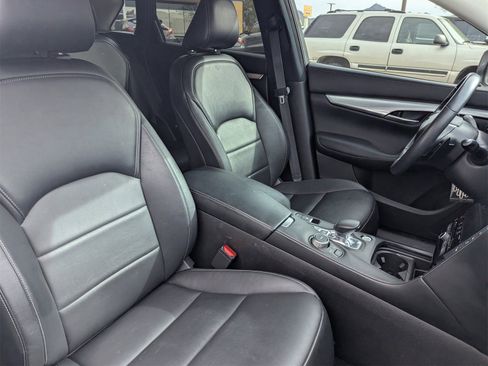 Used 2021 INFINITI QX50 Luxe image 6