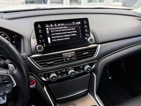 Used 2021 Honda Accord Touring image 49