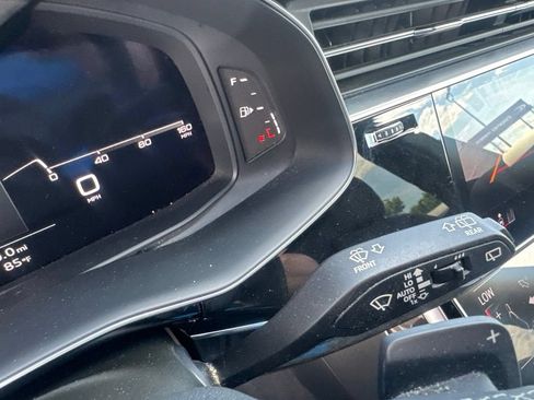 Used 2021 Audi Q8 Premium w/ Black Optic Package AWD/4WD image 38