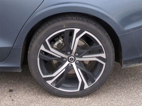 Used 2024 Volvo S60 B5 Core image 13