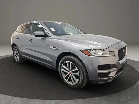 Used 2020 Jaguar F-PACE Premium AWD/4WD image 2