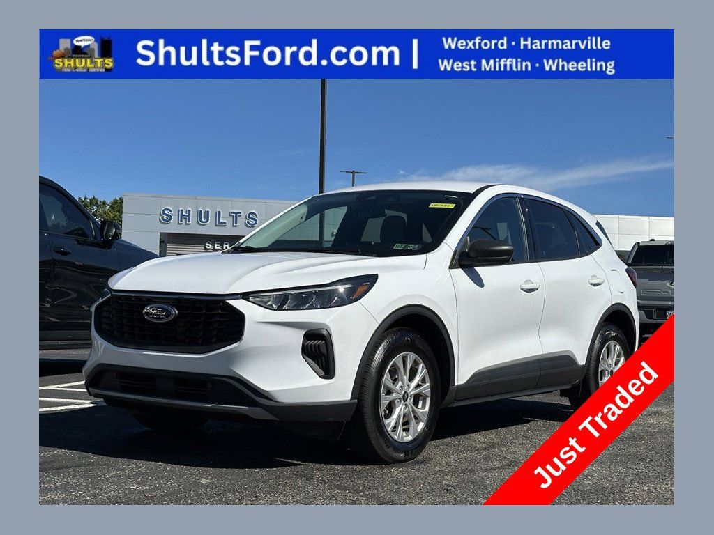 Used 2023 Ford Escape Active AWD/4WD image 1