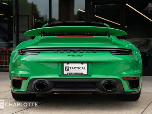 Used 2022 Porsche 911 Turbo image 16