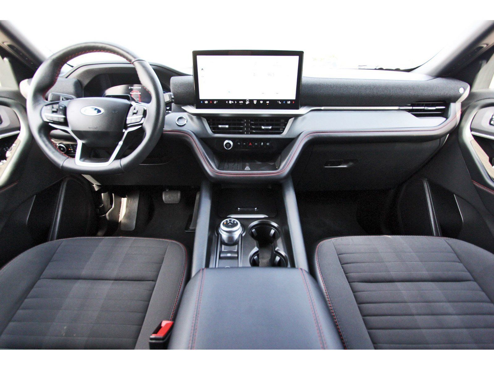 Used 2025 Ford Explorer ST-Line w/ Premium Package RWD image 10