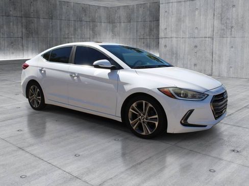 Used 2017 Hyundai Elantra Limited w/ Limited Ultimate Package 05 FWD image 7