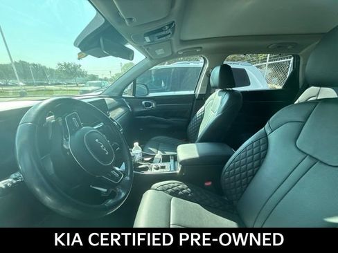 Certified 2023 Kia Sorento SX Prestige AWD/4WD image 12