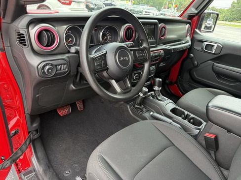 Used 2022 Jeep Wrangler Sport AWD/4WD image 14