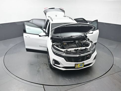 Used 2022 Chevrolet Equinox RS w/ LPO, Cargo Package AWD/4WD image 52