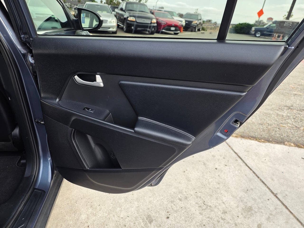 Used 2013 Kia Sportage EX w/ EX Premium Pkg FWD image 29