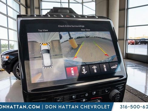 Used 2024 Jeep Grand Cherokee L Limited w/ Luxury Tech Group II AWD/4WD image 8