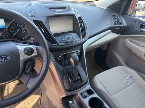 Used 2014 Ford Escape SE w/ Equipment Group 201A FWD image 7