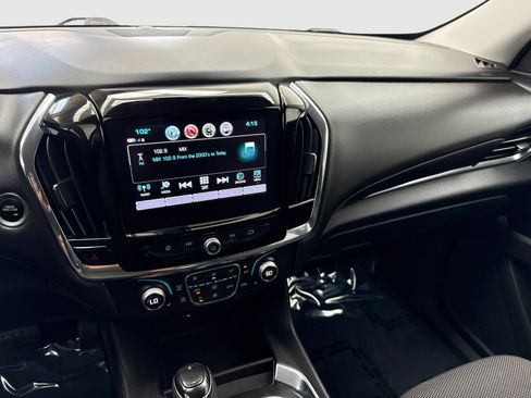 Used 2018 Chevrolet Traverse LT AWD/4WD image 24