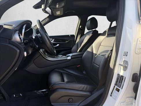 Used 2018 Mercedes-Benz GLC 350e 4MATIC image 10