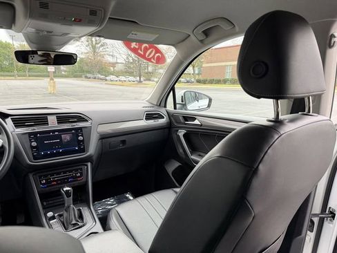 Used 2024 Volkswagen Tiguan Wolfsburg Edition image 47