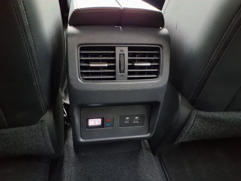 Used 2021 Nissan Rogue SL w/ Premium Package image 24