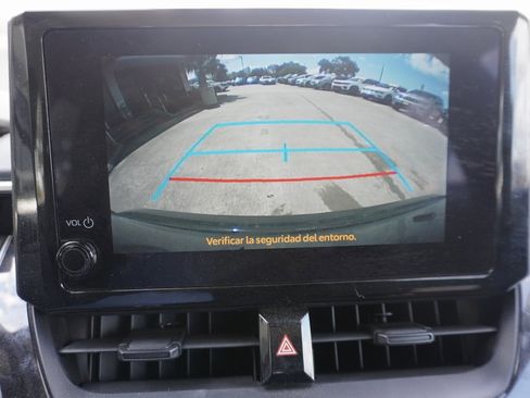 Used 2023 Toyota Corolla LE image 9