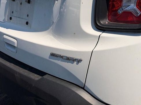 Used 2021 Jeep Renegade Sport w/ Sport Appearance Group image 21