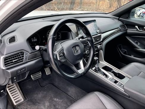 Used 2021 Honda Accord Sport image 17