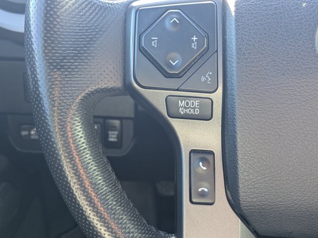 Used 2022 Toyota Tacoma TRD Off-Road w/ TRD Premium Off Road Package AWD/4WD image 25