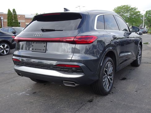Certified 2025 Audi Q5 Premium Plus AWD/4WD image 5