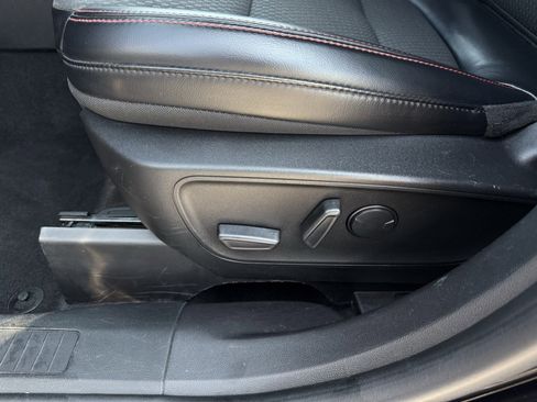 Used 2023 Ford Escape ST-Line image 11