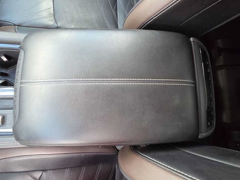 Used 2024 Nissan Pathfinder Platinum FWD image 20