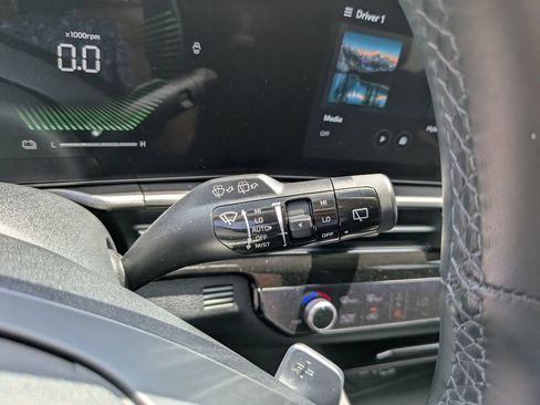 Certified 2026 Kia Sportage S AWD/4WD image 33