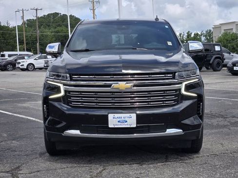 Used 2024 Chevrolet Suburban Premier w/ Texas Edition AWD/4WD image 2