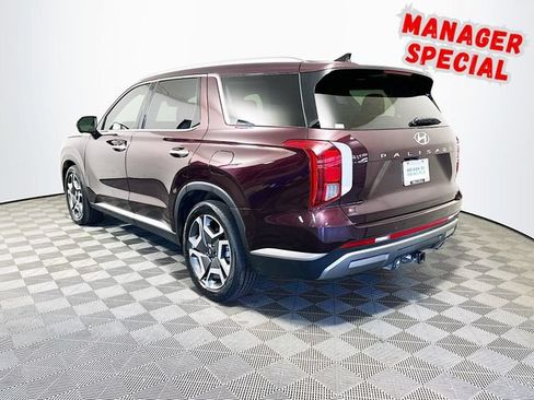 Used 2024 Hyundai Palisade SEL w/ Premium Package FWD image 6