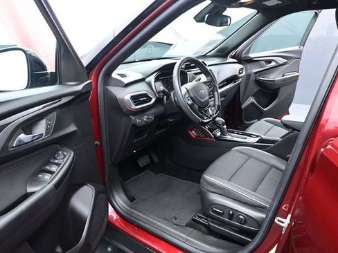 Used 2022 Chevrolet TrailBlazer RS AWD/4WD image 9