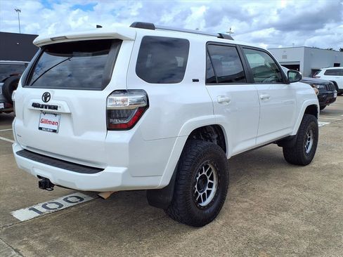 Used 2019 Toyota 4Runner SR5 image 23