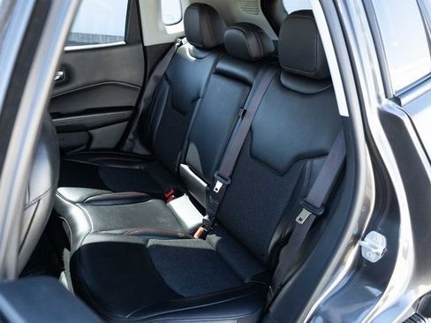 Used 2020 Jeep Compass Trailhawk image 14