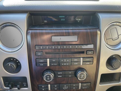 Used 2012 Ford F150 Lariat w/ Lariat Chrome Pkg image 17