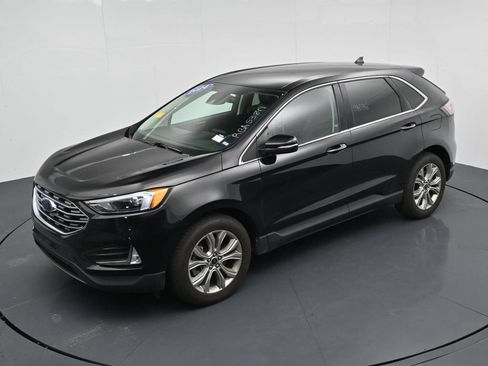 Used 2024 Ford Edge Titanium AWD/4WD image 17