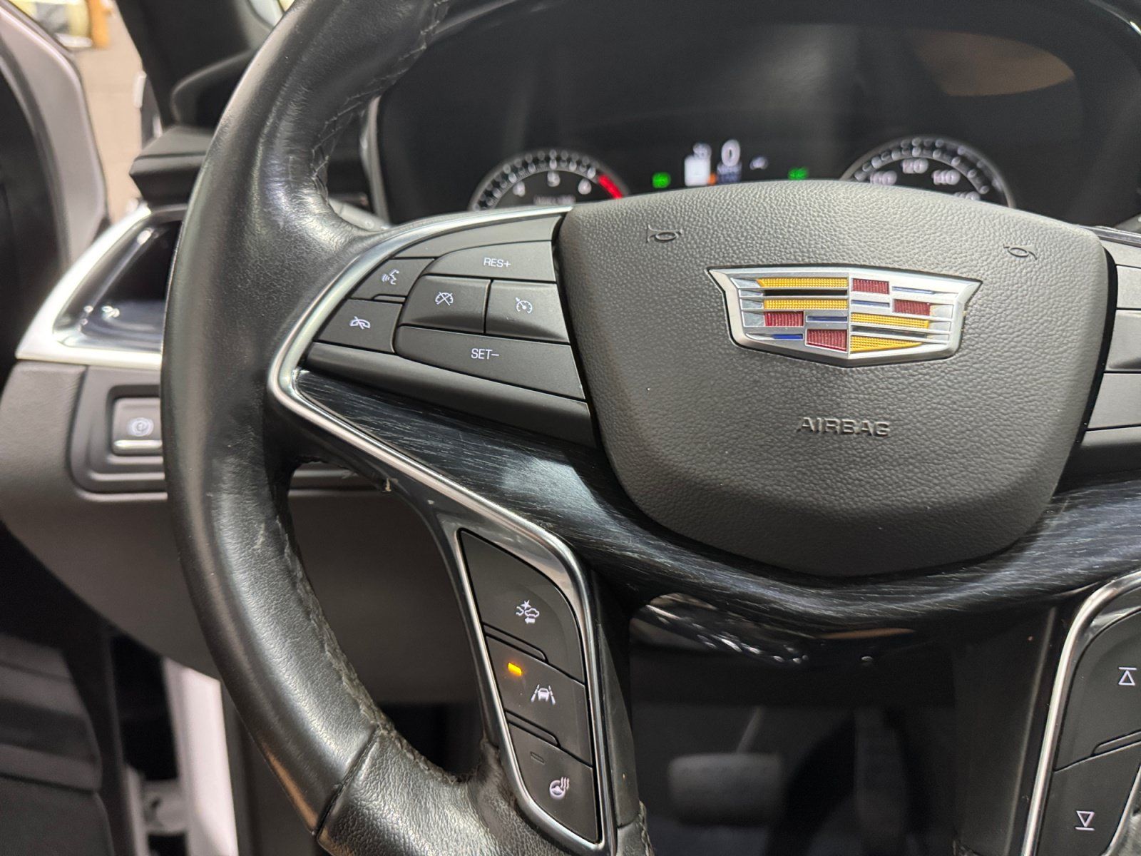 Used 2024 Cadillac XT5 Premium Luxury FWD image 26