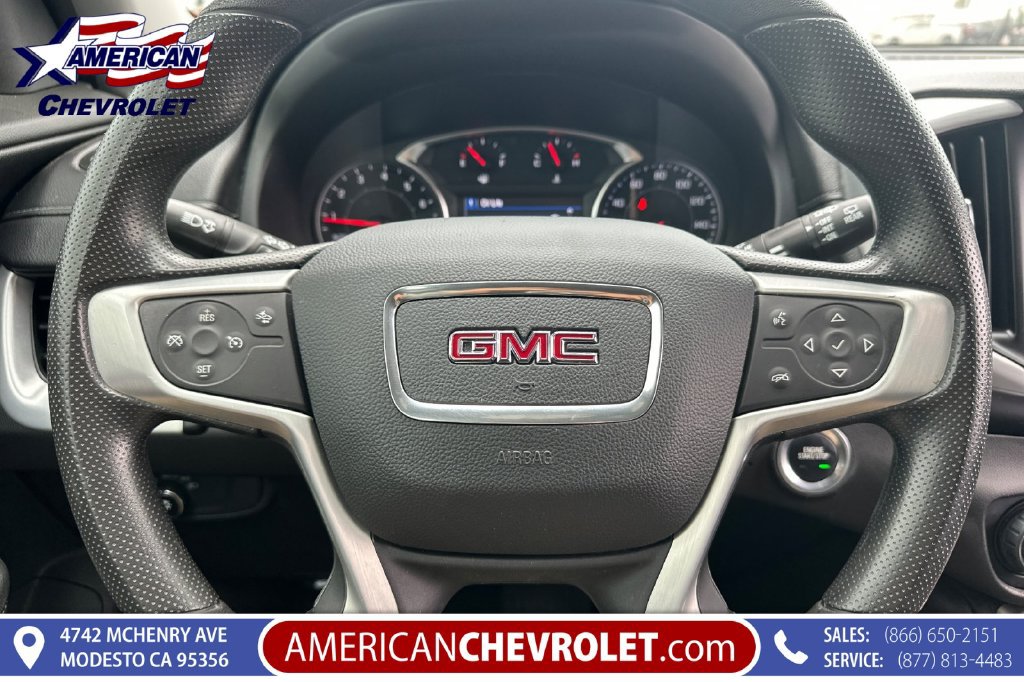 Used 2024 GMC Terrain SLE FWD image 31
