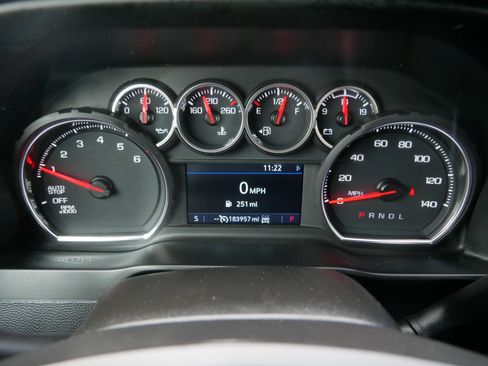 Used 2022 Chevrolet Silverado 1500 LT AWD/4WD image 12