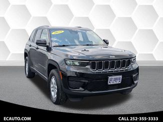Certified 2023 Jeep Grand Cherokee Laredo w/ MOPAR Finishing Package AWD/4WD video 1