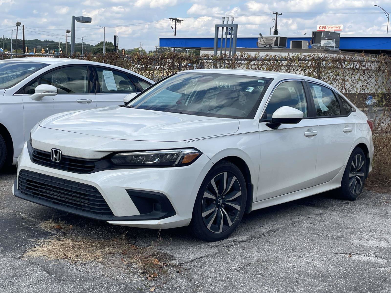 Used 2022 Honda Civic EX image 3