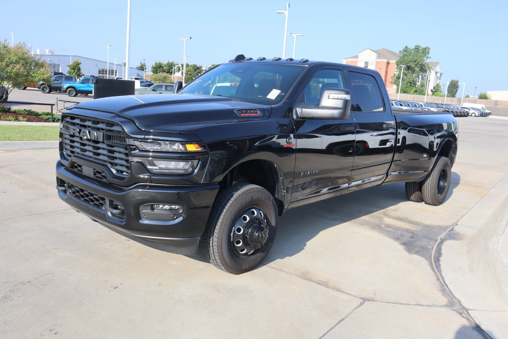 New 2026 RAM 3500 Big Horn AWD/4WD image 11