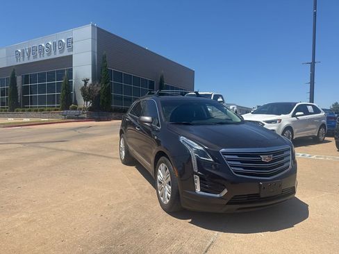 Used 2019 Cadillac XT5 Premium Luxury FWD image 1