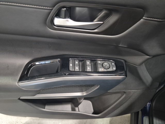Certified 2025 Nissan Pathfinder SL AWD/4WD image 11