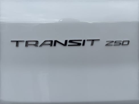 Used 2025 Ford Transit 250 148 Medium Roof image 13