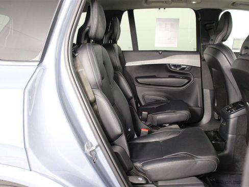 Certified 2023 Volvo XC90 T8 Ultimate image 30