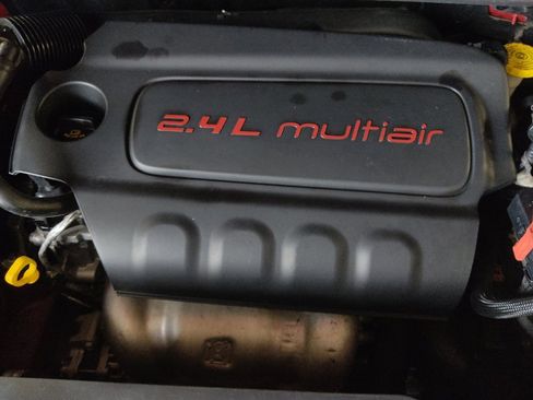 Used 2019 Jeep Compass Latitude FWD image 30