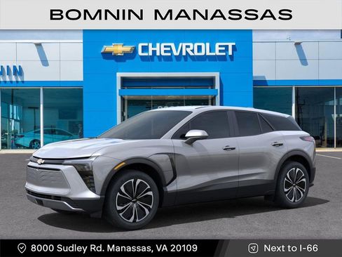 New 2025 Chevrolet Blazer EV LT image 2